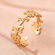 Golden Laurel Vine Ring